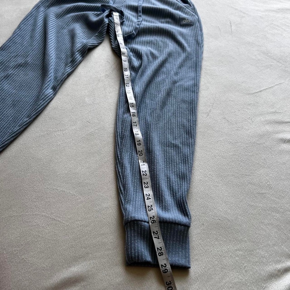 Alo Ribbed Soft Sky Blue Knit Joggers Back Pocket Yoga Athletic Gym Workout - Picture 4 of 7